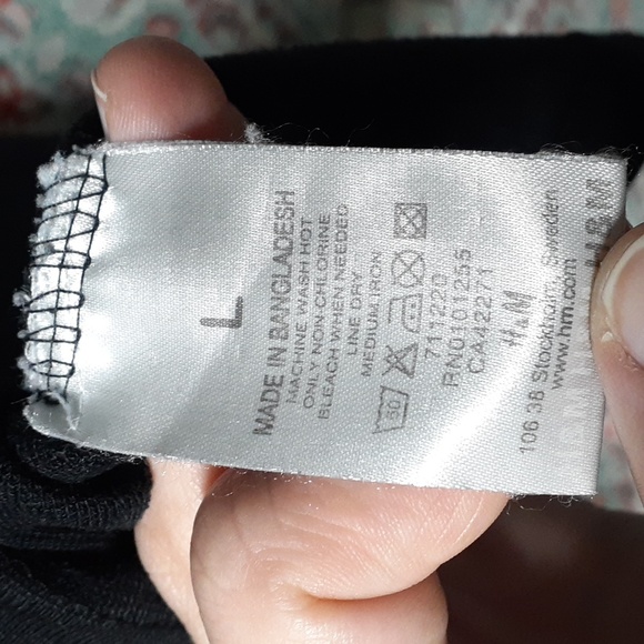 H&M Black Cotton T-Shirt, Size L - Picture 7 of 8